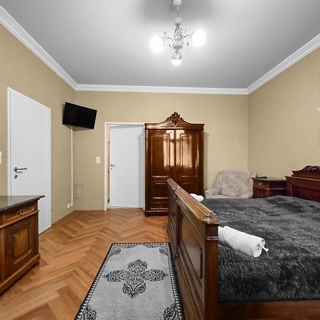 King-Size Comfort In Three Bedrooms ウィーン エクステリア 写真